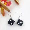 Korvakorut, Dice Earrings -mustat noppakorvakorut