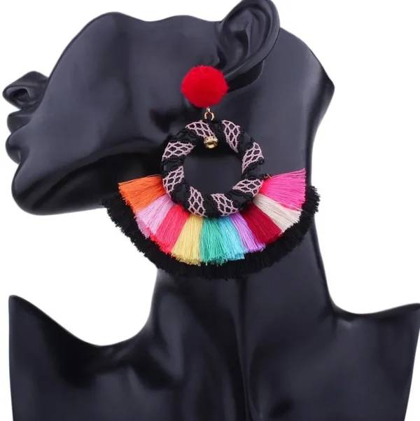 Korvakorut, Fan Shaped Tassels in Black & White