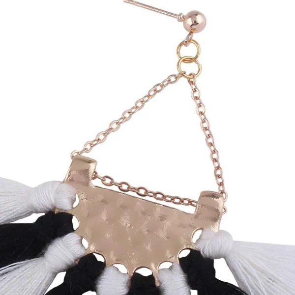 Korvakorut, Fan Shaped Tassels in Black & White