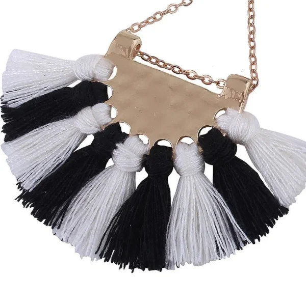 Korvakorut, Fan Shaped Tassels in Black & White