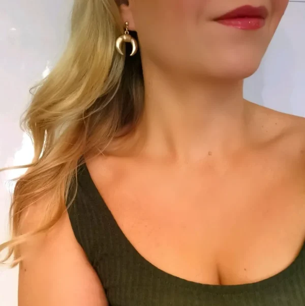 Korvakorut, Small Gold Horn Earrings