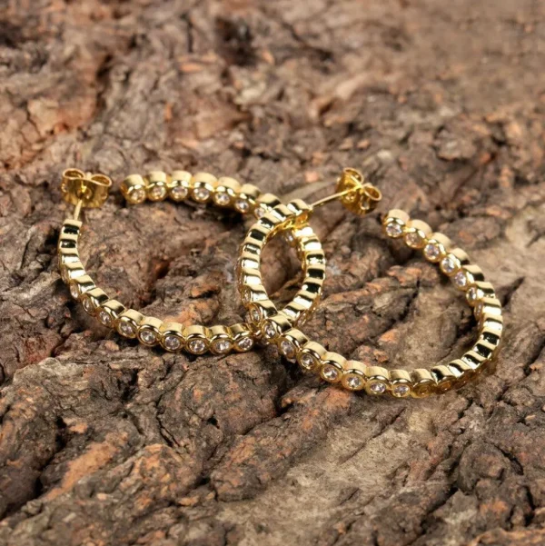 Korvarenkaat, FRENCH RIVIERA | Modern Gold Hoops with Cubic Zirconia
