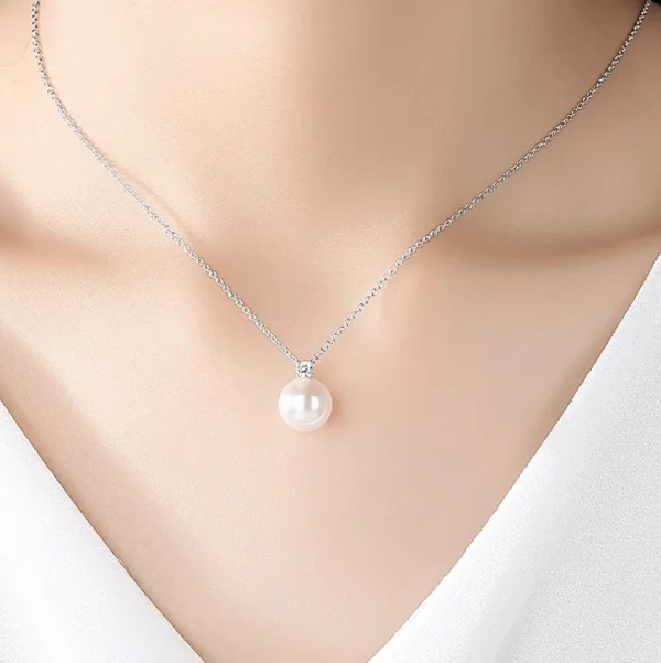 Kristallikaulakoru, ATHENA BRIDAL | Pearl Necklace -hopea helmikoru