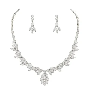 Kristallikorusetti, ATHENA BRIDAL | Luxury Necklace Set -ylellinen setti