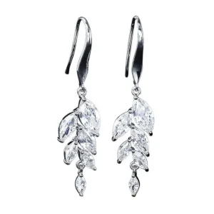 Kristallikorvakorut, ATHENA BRIDAL | Classic Isabella Earrings