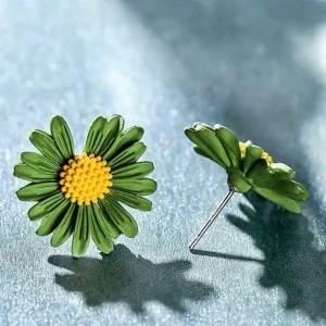 Kukkakorvakorut, FRENCH RIVIERA | Daisy -vihreät kukkanapit