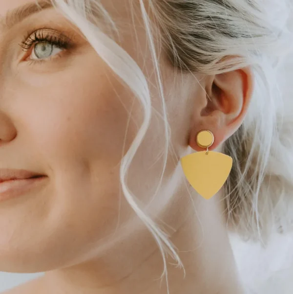LEMPI-korvakorut, Alisa (lämmin vaaleankeltainen)