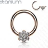Lävistysrengas, Implant Grade Titanium Ring with CZ Flower in Rosegold