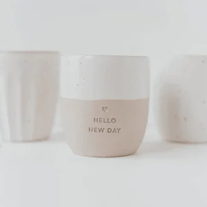 Muki, Hello New Day Mug -käsintehty korvaton tekstimuki