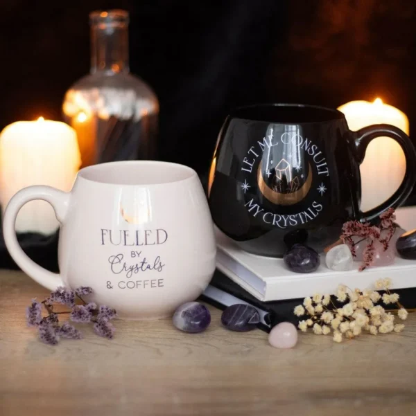 Muki, Let Me Consult My Crystals Mug -musta muki