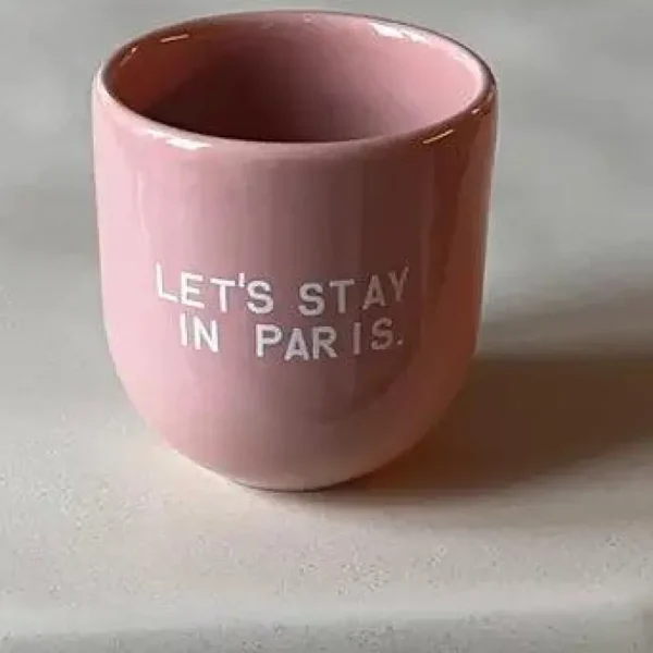 Muki, Let's Stay in Paris -vaaleanpunainen muki tekstillä