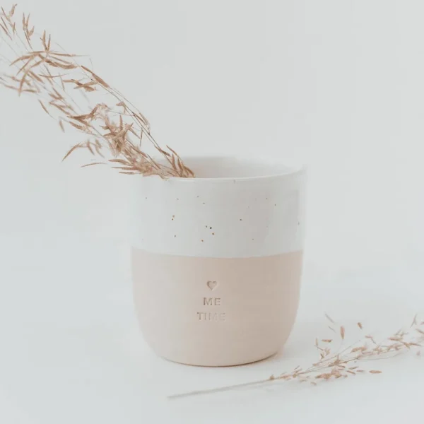 Muki, Me Time Mug -käsintehty korvaton tekstimuki