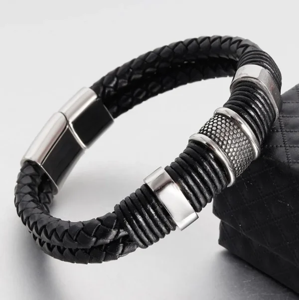 Nahkarannekoru, Classic Black Leather Bracelet