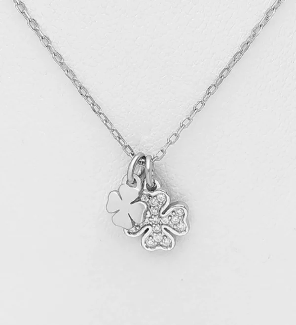 PREMIUM COLLECTION | Clover -hopeakaulakoru onnenapila riipuksella
