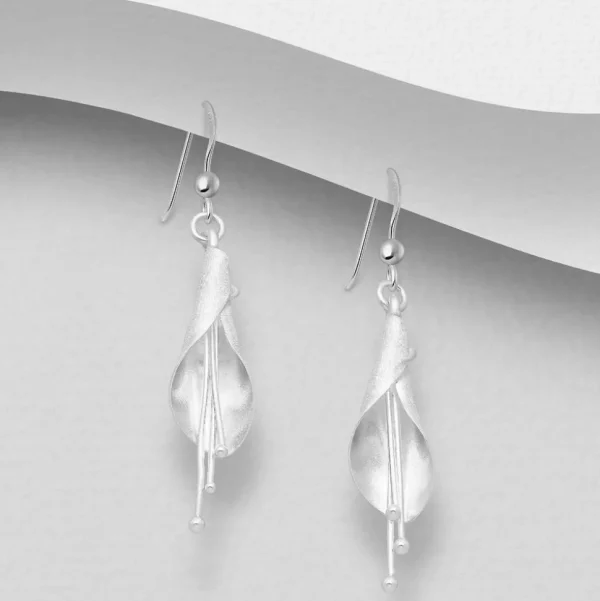 PREMIUM COLLECTION | Kalla -hopeiset mattapintaiset kukkakorvakorut