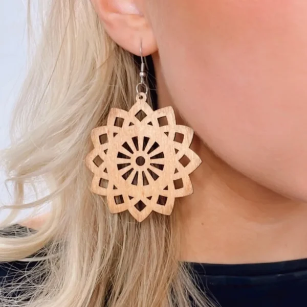 Puiset korvakorut, Pretty Mandala -ruskeat pitsikorvakorut