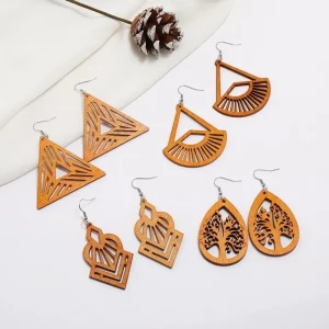 Puiset korvakorut, Waves Mandala -ruskeat pitsikorvakorut