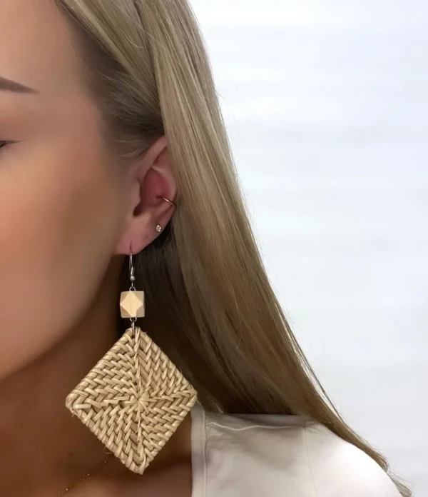 Puukorvakorut, rottinkikorvakorut/Chunky Square Rattan Earrings