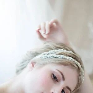 ROMANCE, Glamorous Headpiece -säihkyvä hopeanvärinen hiuskoriste