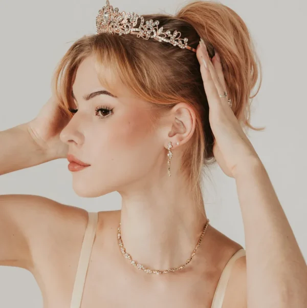 ROMANCE, Ophelia -ruusukultainen tiara kirkkailla kivillä
