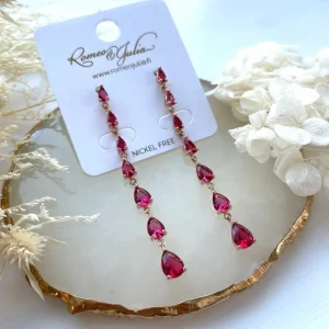 ROMANCE | Teardrop Earrings in Rosy Ruby -ruusunpunaiset juhlakorvakorut