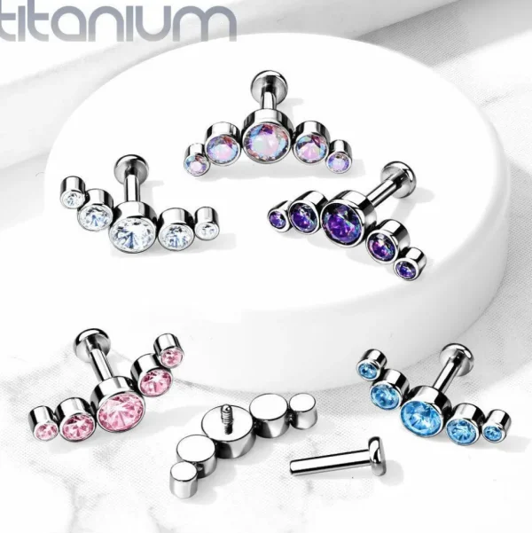 Rustokoru/traguskoru, Titanium 5 CZ Bezel Set Curve Top in Turqoise