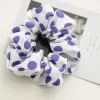 Scrunchie | SUGAR SUGAR, Santorini -sininen pilkkuhiusdonitsi