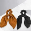 Scrunchie | SUGAR SUGAR, Vera Scrunchie -pellavahenkinen hiusdonitsi