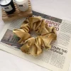 Scrunchie | SUGAR SUGAR, XL Velvet -leijonankeltainen samettidonitsi