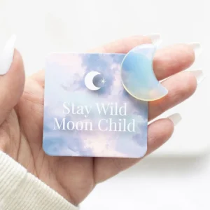 Stay Wild Moon Child -opaliitti kuunsirppi onnenkivi lahjapussissa