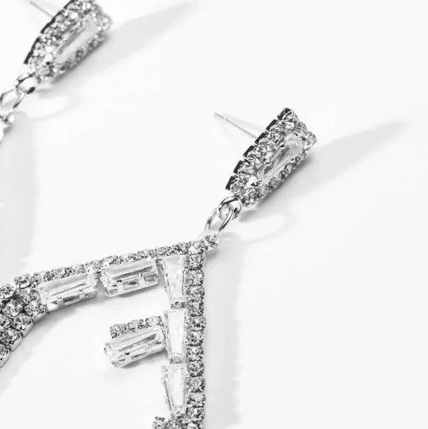 Strassikorvakorut, Gorgeous Long Strass Earrings