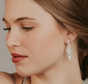 Strassikorvakorut, ROMANCE | Felicia Earrings (myös kullanvärisenä)