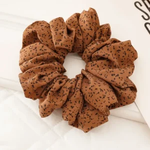 SUGAR SUGAR®, Autumn Mornings Scrunchie -ruskea hiusdonitsi