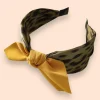 SUGAR SUGAR®, Bowtie Leo -oliivinvihreä hiuspanta (comfy)