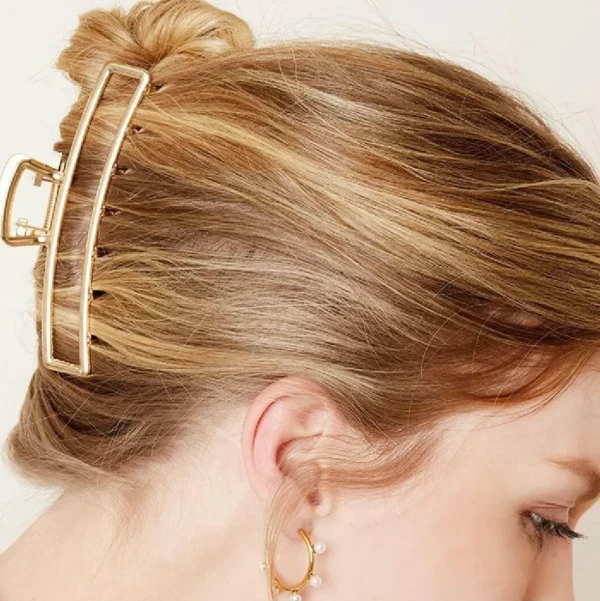 SUGAR SUGAR®, Matt Gold Long Clip -kullanvärinen hiusklipsi