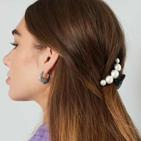 SUGAR SUGAR, Pearl Clip -helmikoristeinen hiusklipsi